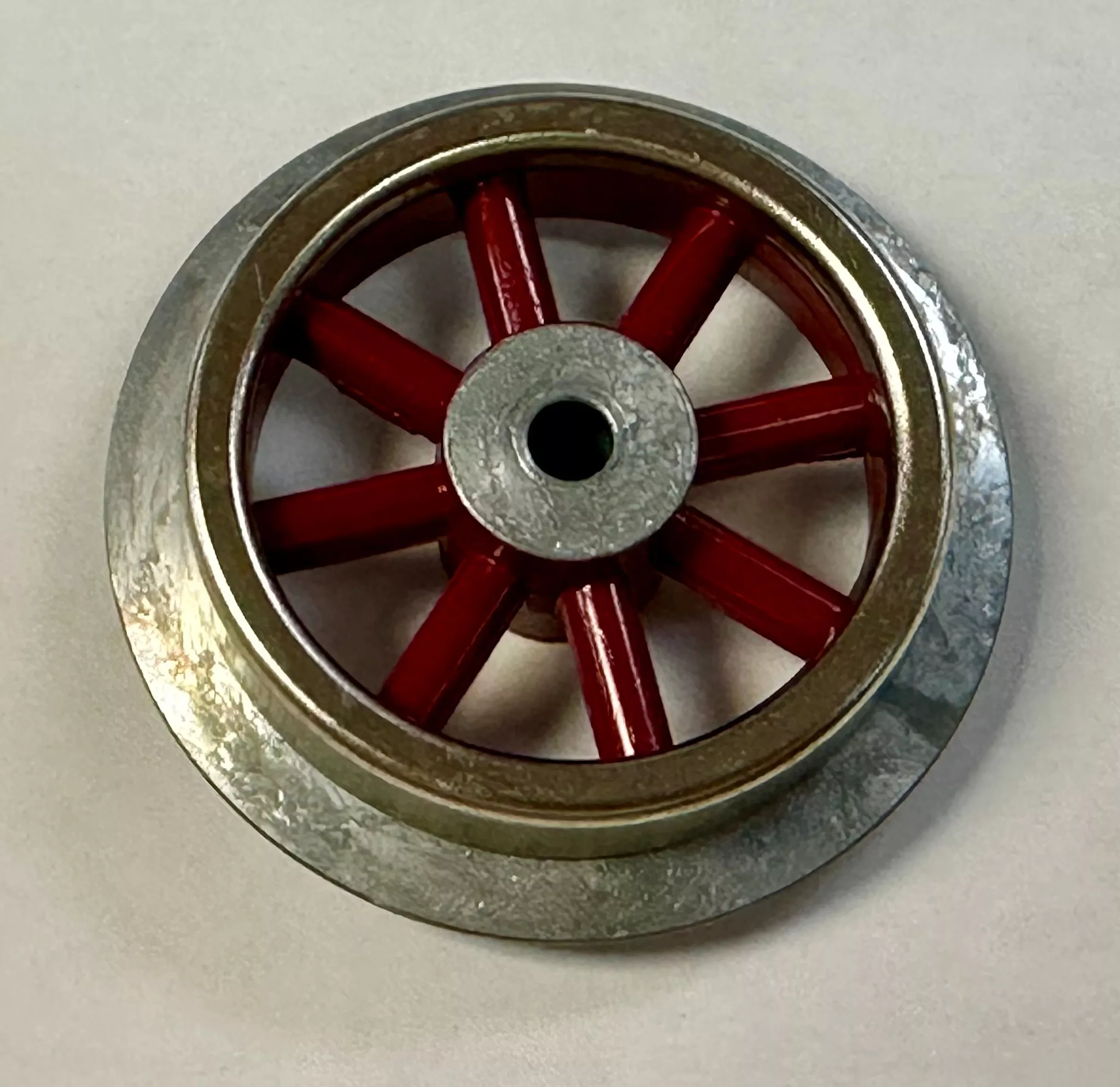 #33R Bowser Wheel Standard Gauge, Plain, Red
