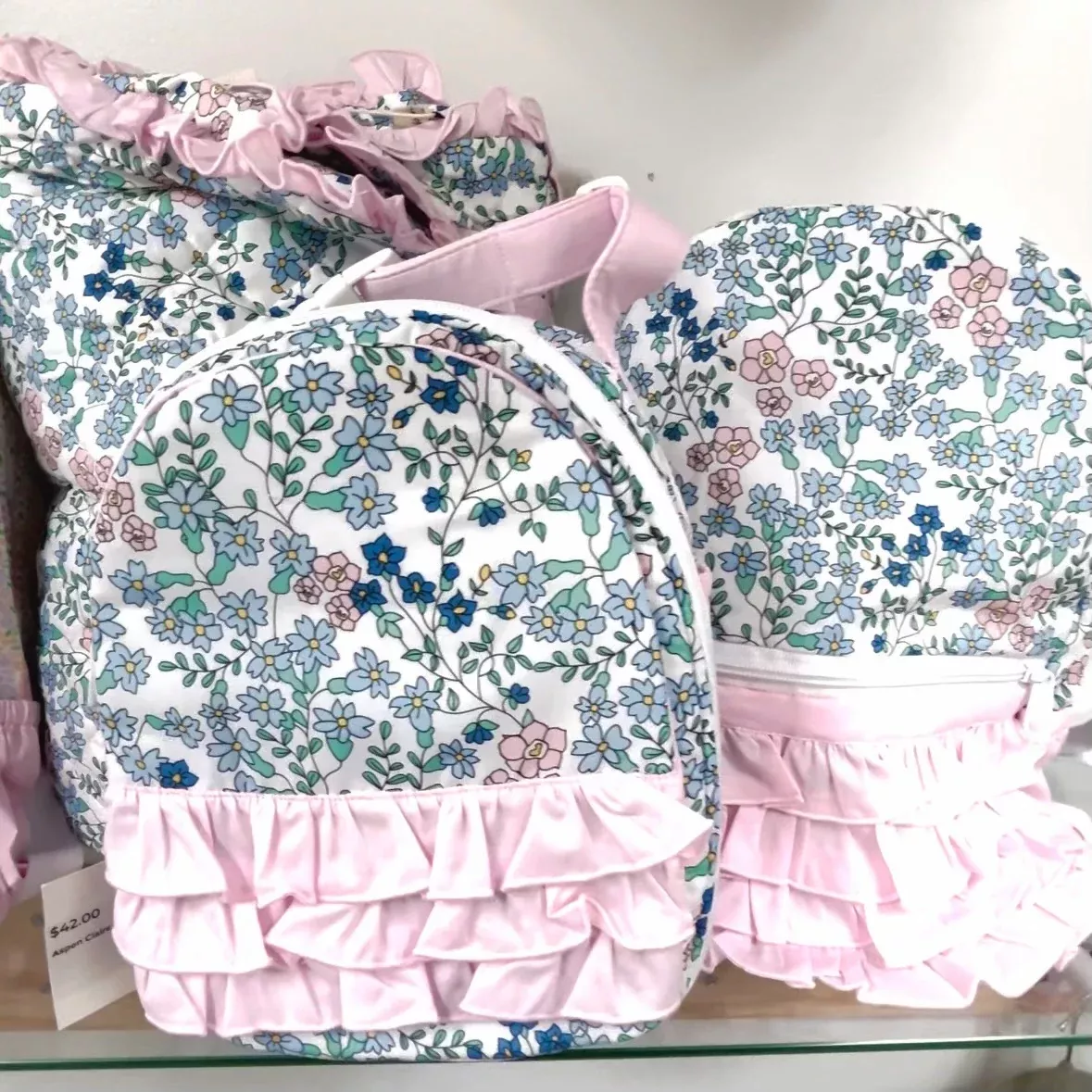Aspen Claire Avery Blue Floral Lunchbox