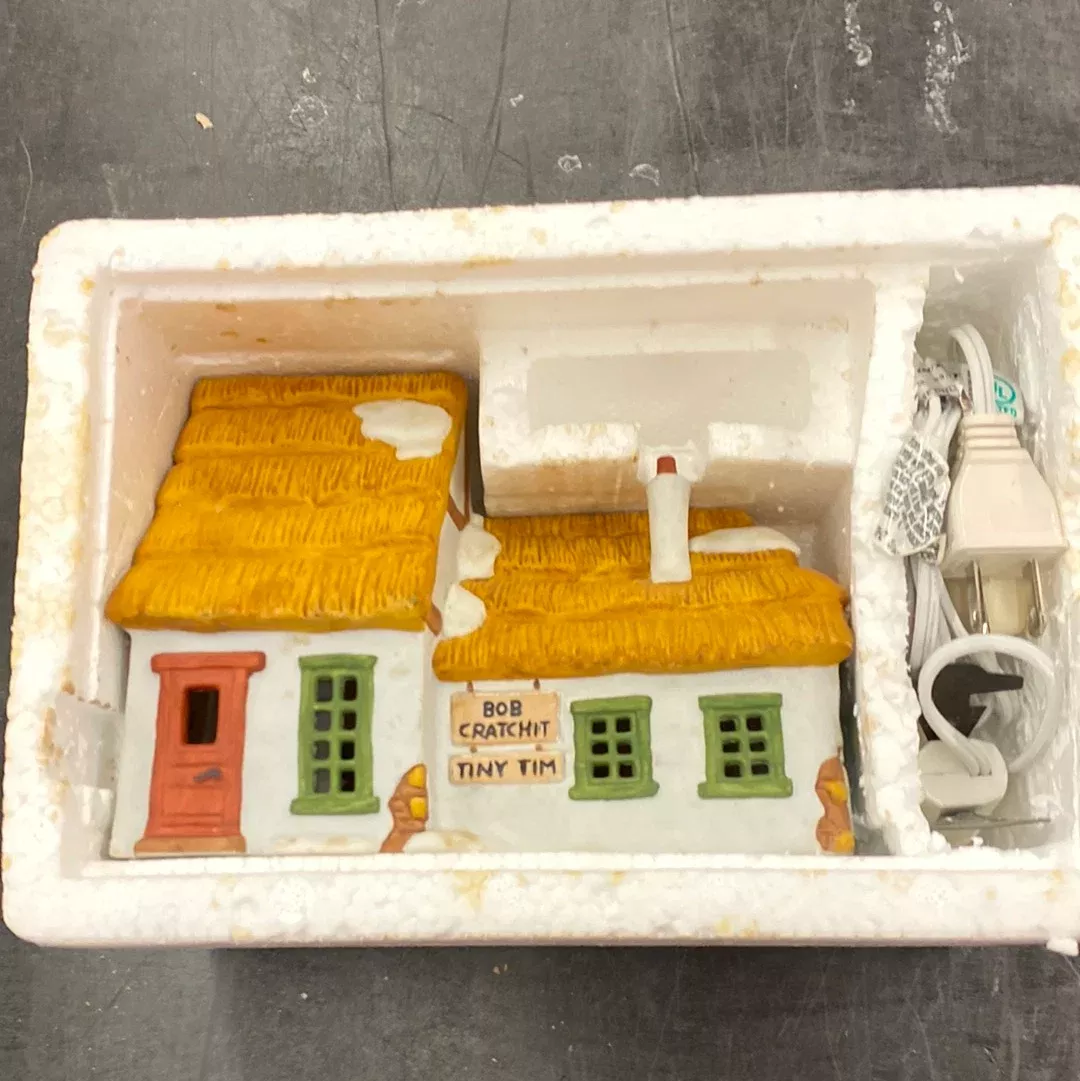 Department 56 6500-5 Cottage of Bob Cratchit and Tiny Tim Damaged Box