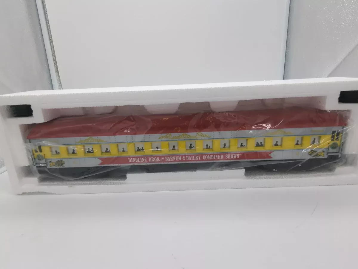 K-line K83-0094 Ringling Bros and Barnum and Bailey Circus performers coach #94Heavy Weight 18" passenger car O SCALE Used Excellent