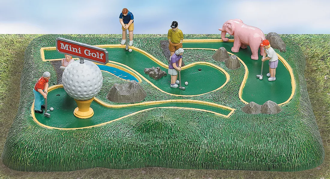 Lionelville Mini Golf